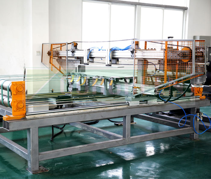 擠塑板生產(chǎn)線(xiàn)